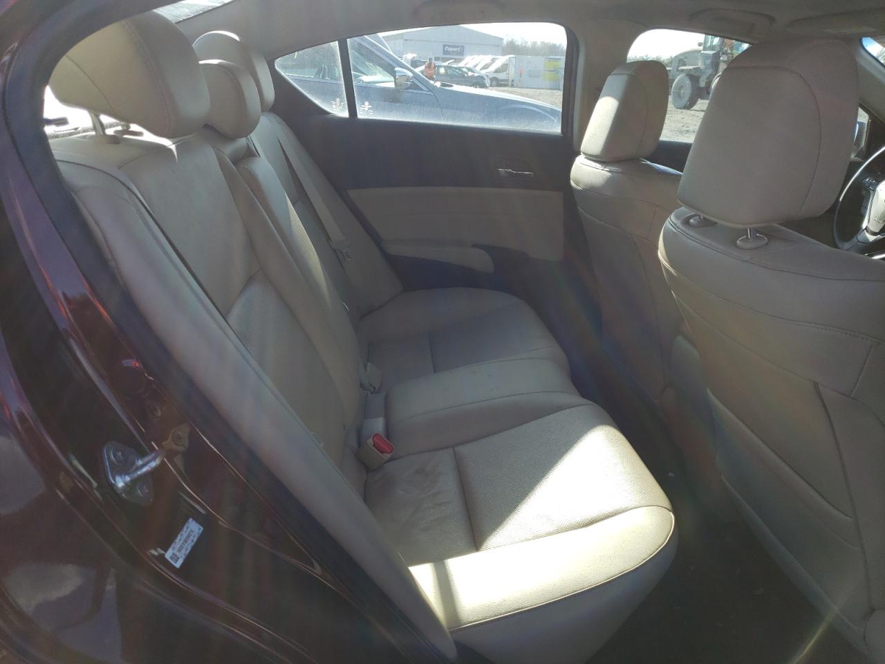 Photo 6 from auction – 2013 ACURA ILX 20 PRE with VIN 19VDE1F58DE002774