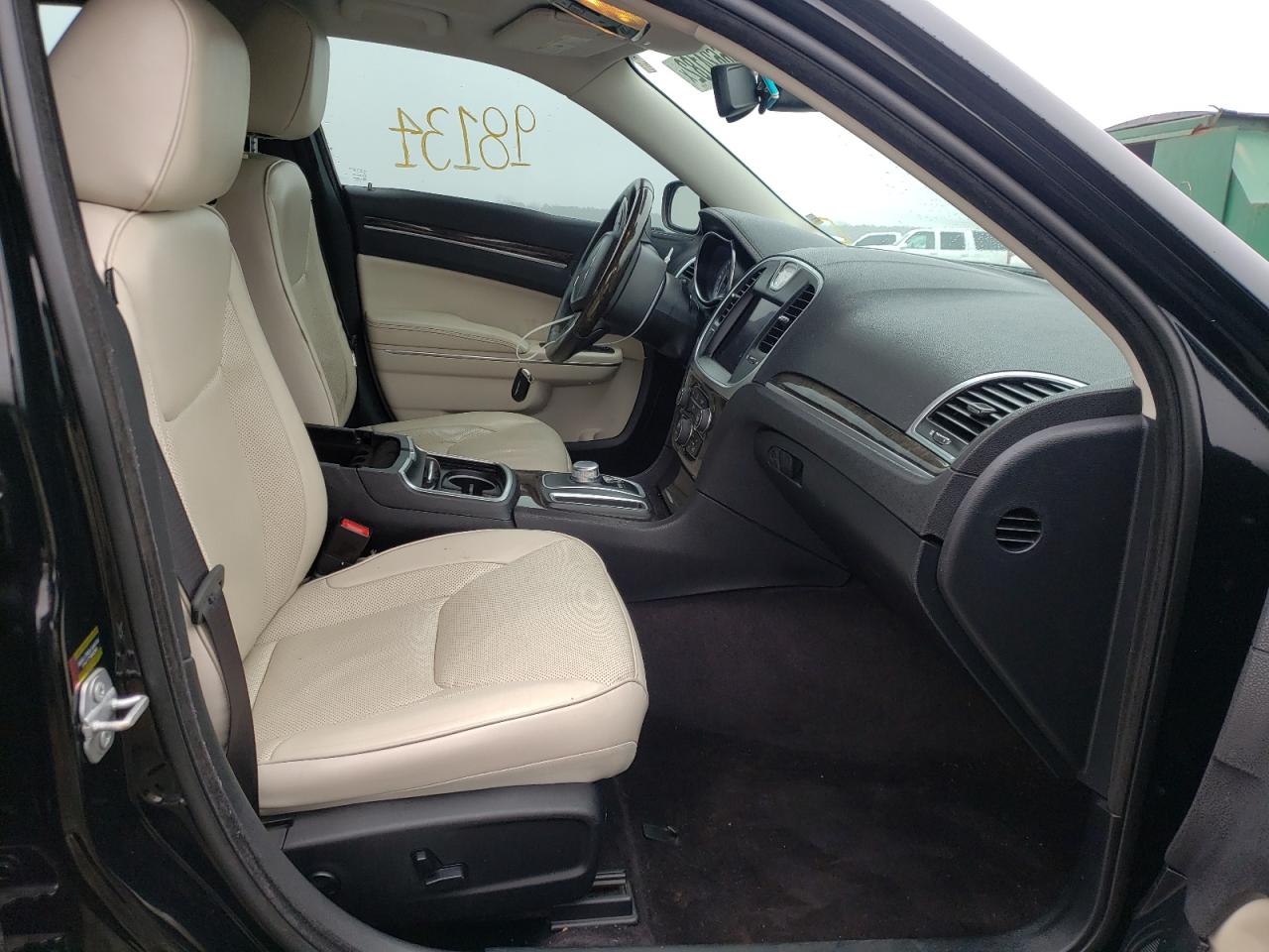 Photo 5 from auction – 2017 CHRYSLER 300C with VIN 2C3CCAEG2HH571100
