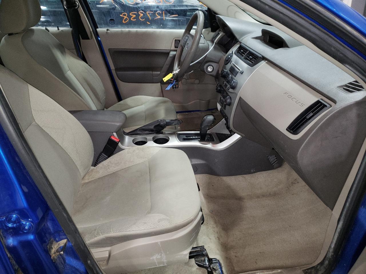 Photo 5 from auction – 2010 FORD FOCUS S with VIN 1FAHP3EN9AW239989