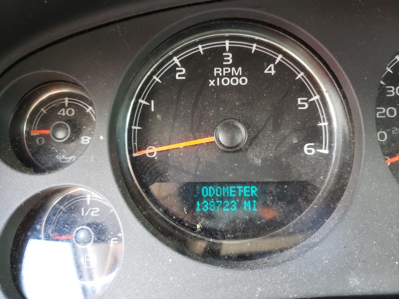 Photo 8 from auction – 2008 CHEVROLET SUBURBAN C with VIN 3GNFC16018G179176