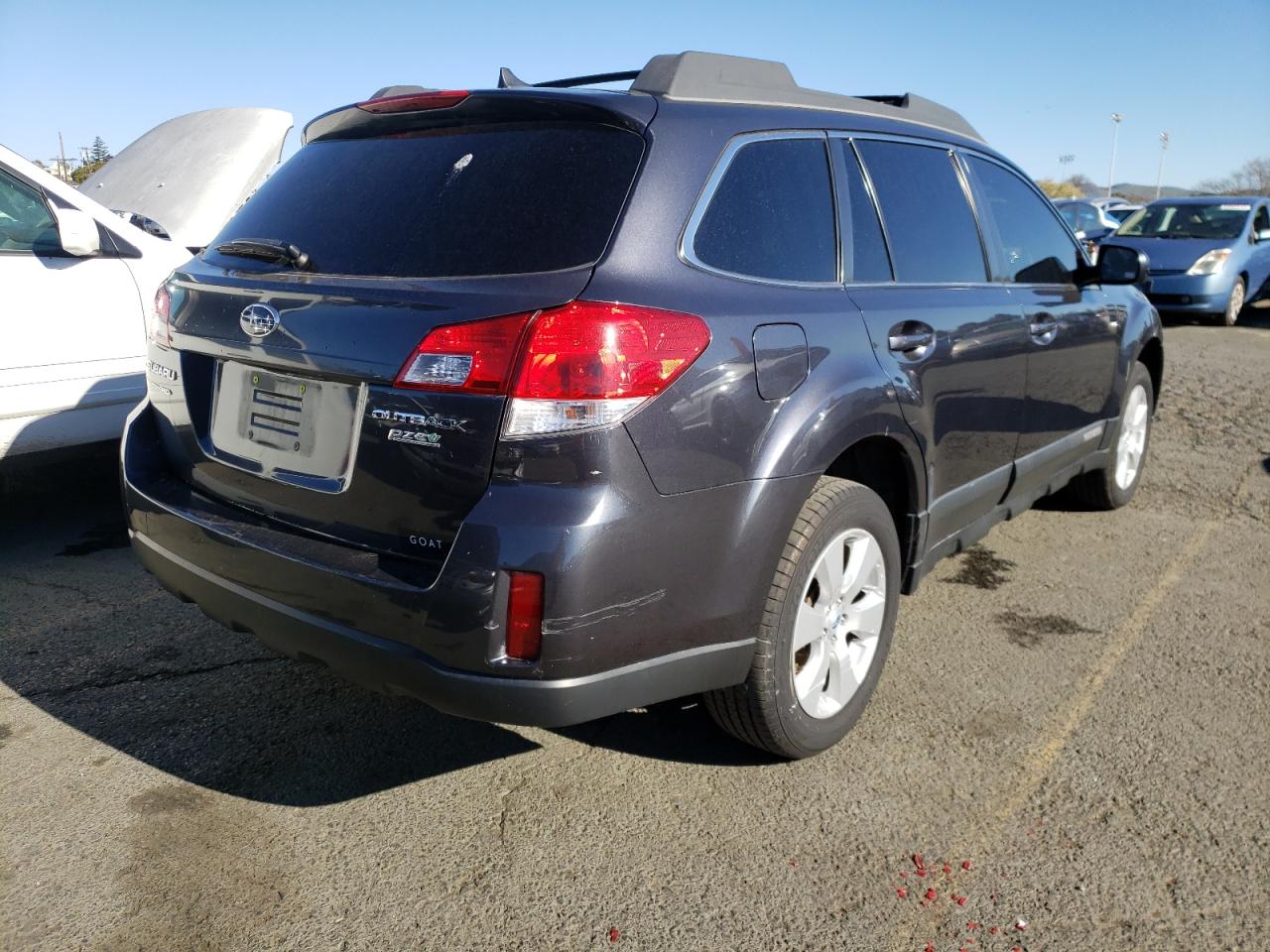 Photo 4 from auction – 2012 SUBARU OUTBACK 2. with VIN 4S4BRBJCXC3235863