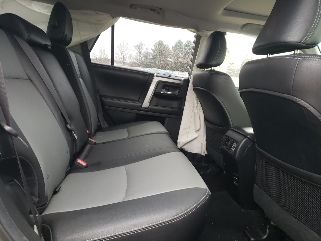 Photo 6 from auction – 2014 TOYOTA 4RUNNER SR with VIN JTEBU5JR8E5182656