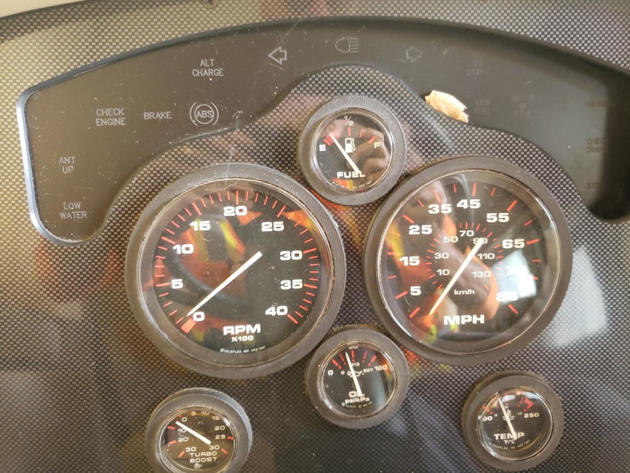 Photo 8 from auction – 2000 ROADMASTER RAIL EXECUTIVE with VIN 1RF120415Y1009972