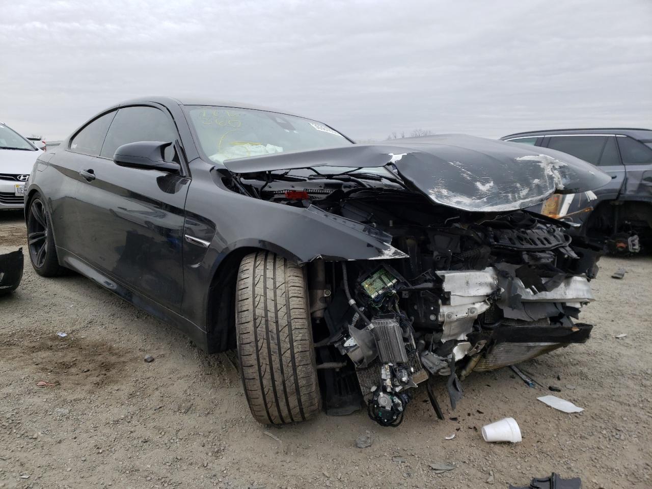 BMW M4 2015 with VIN WBS3R9C5XFK334380 - Photo from auction