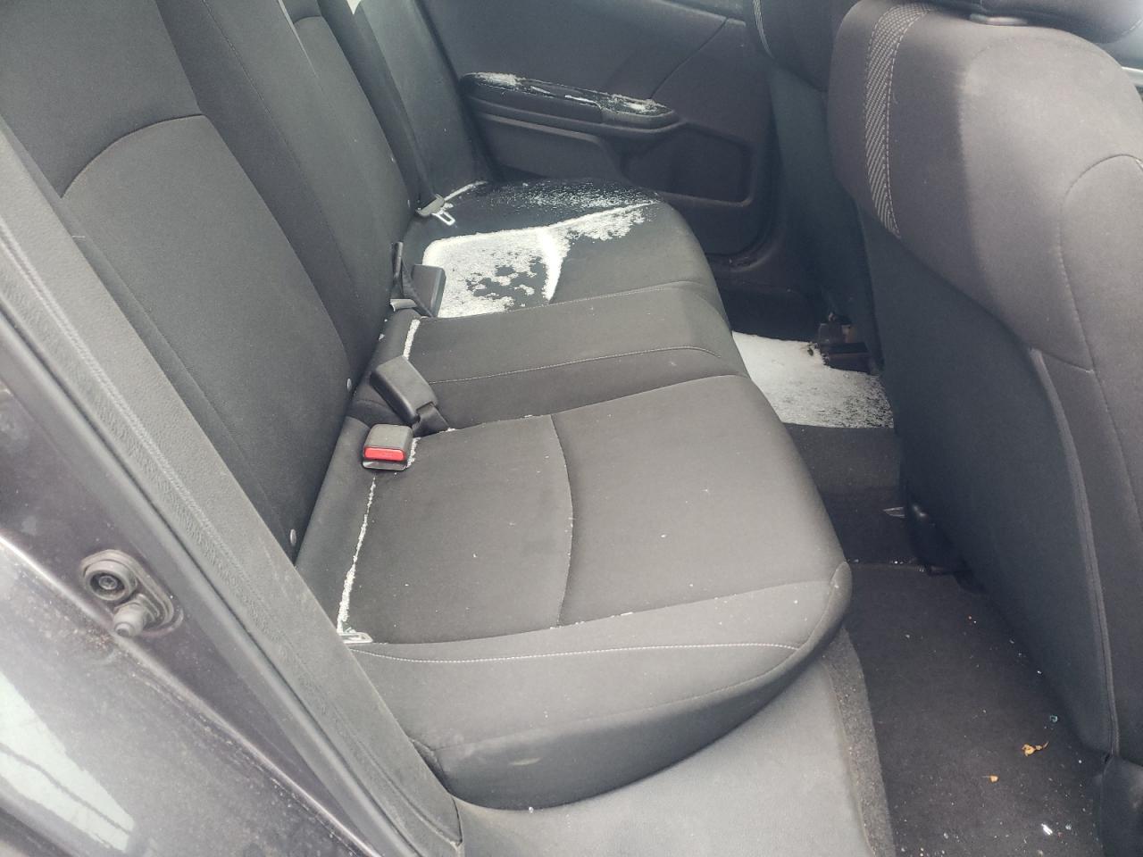 Photo 6 from auction – 2016 HONDA CIVIC LX with VIN 19XFC2F50GE051936