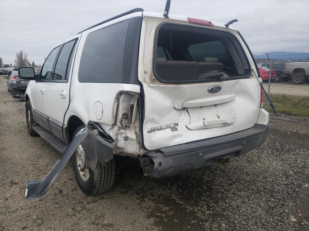 Photo 9 from auction – 2005 FORD EXPEDITION with VIN 1FMFU15535LA07535