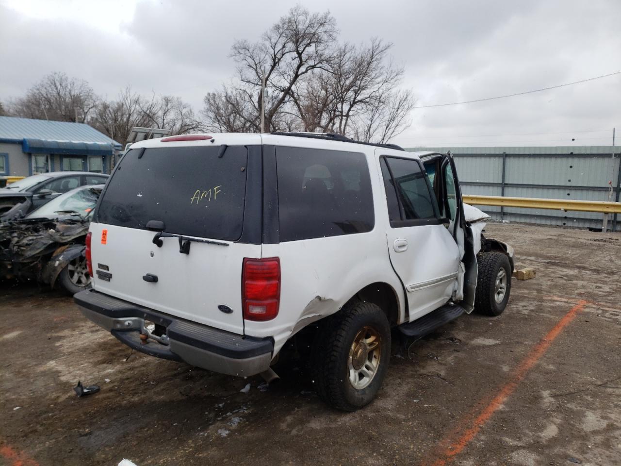 Photo 4 from auction – 2001 FORD EXPEDITION with VIN 1FMPU16L21LA65373