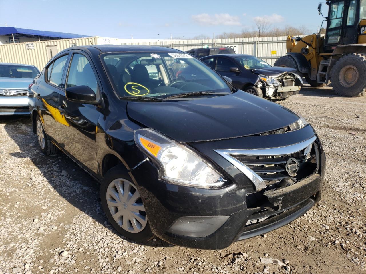 NISSAN VERSA S 2018 with VIN 3N1CN7AP1JL830531 - Photo from auction