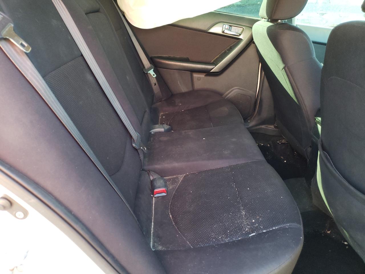 Zdjęcie 6 z aukcji – 2013 KIA FORTE EX z VIN KNAFU4A28D5693525