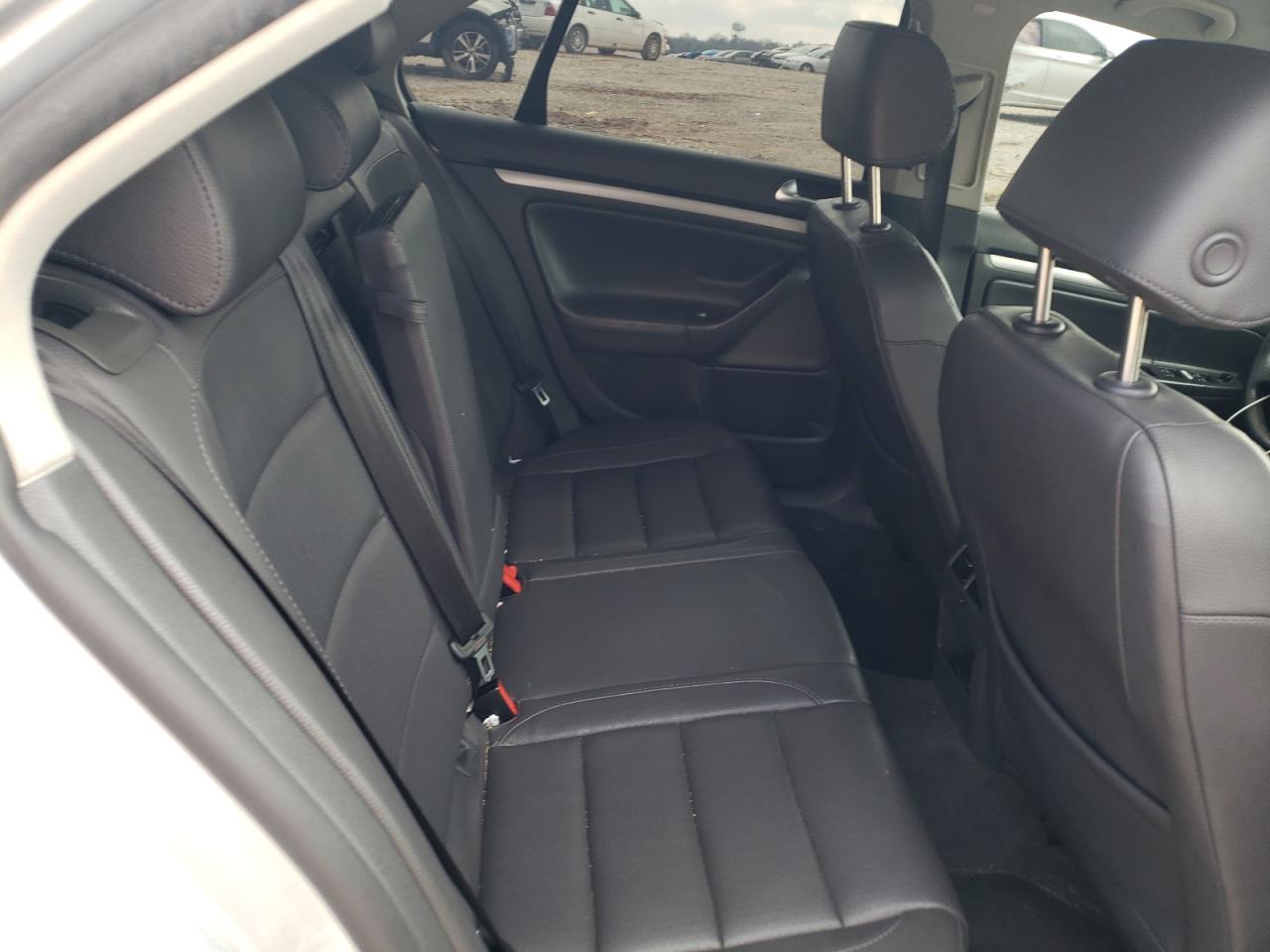 Photo 6 from auction – 2006 VOLKSWAGEN JETTA 2.5 with VIN 3VWRF71K36M712777