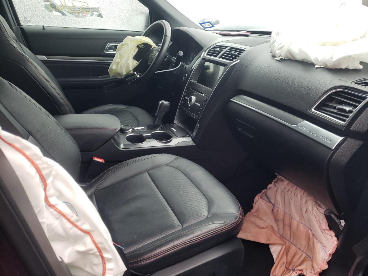 Photo 5 from auction – 2018 FORD EXPLORER S with VIN 1FM5K8GTXJGB64648