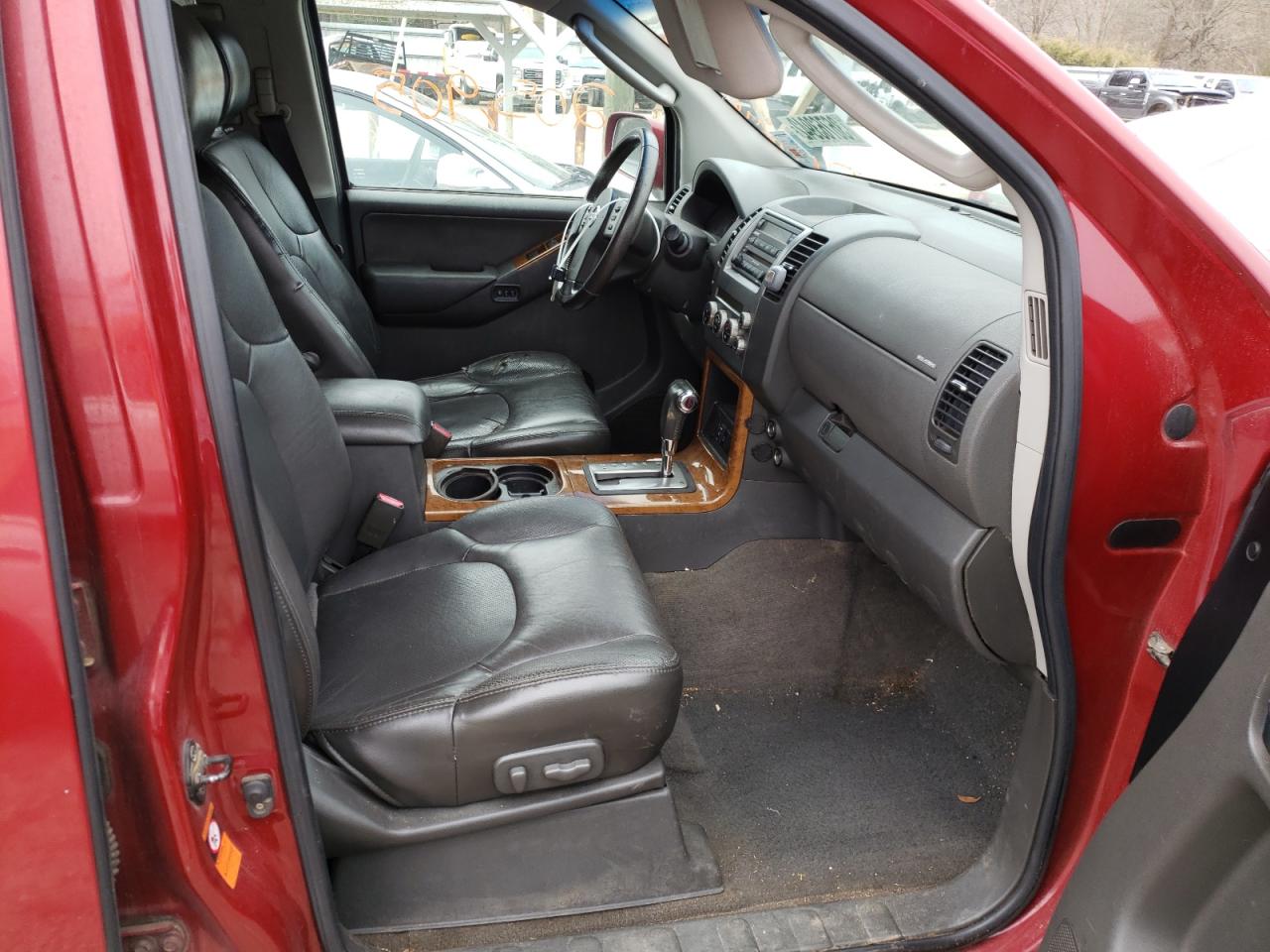 Photo 5 from auction – 2006 NISSAN PATHFINDER with VIN 5N1AR18U76C684300