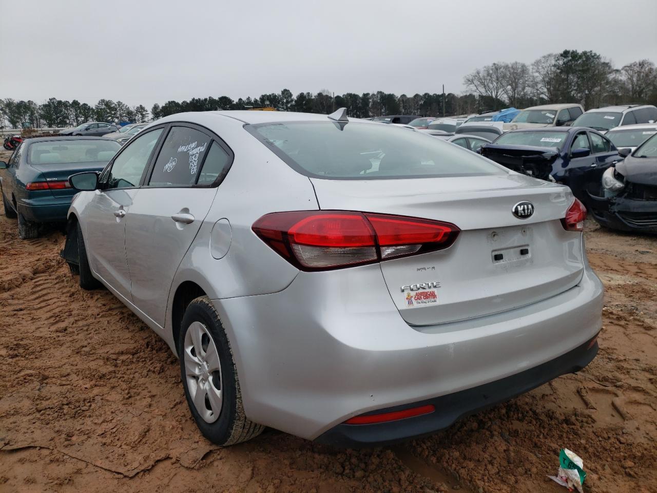 Photo 3 from auction – 2017 KIA FORTE LX with VIN 3KPFK4A72HE036816