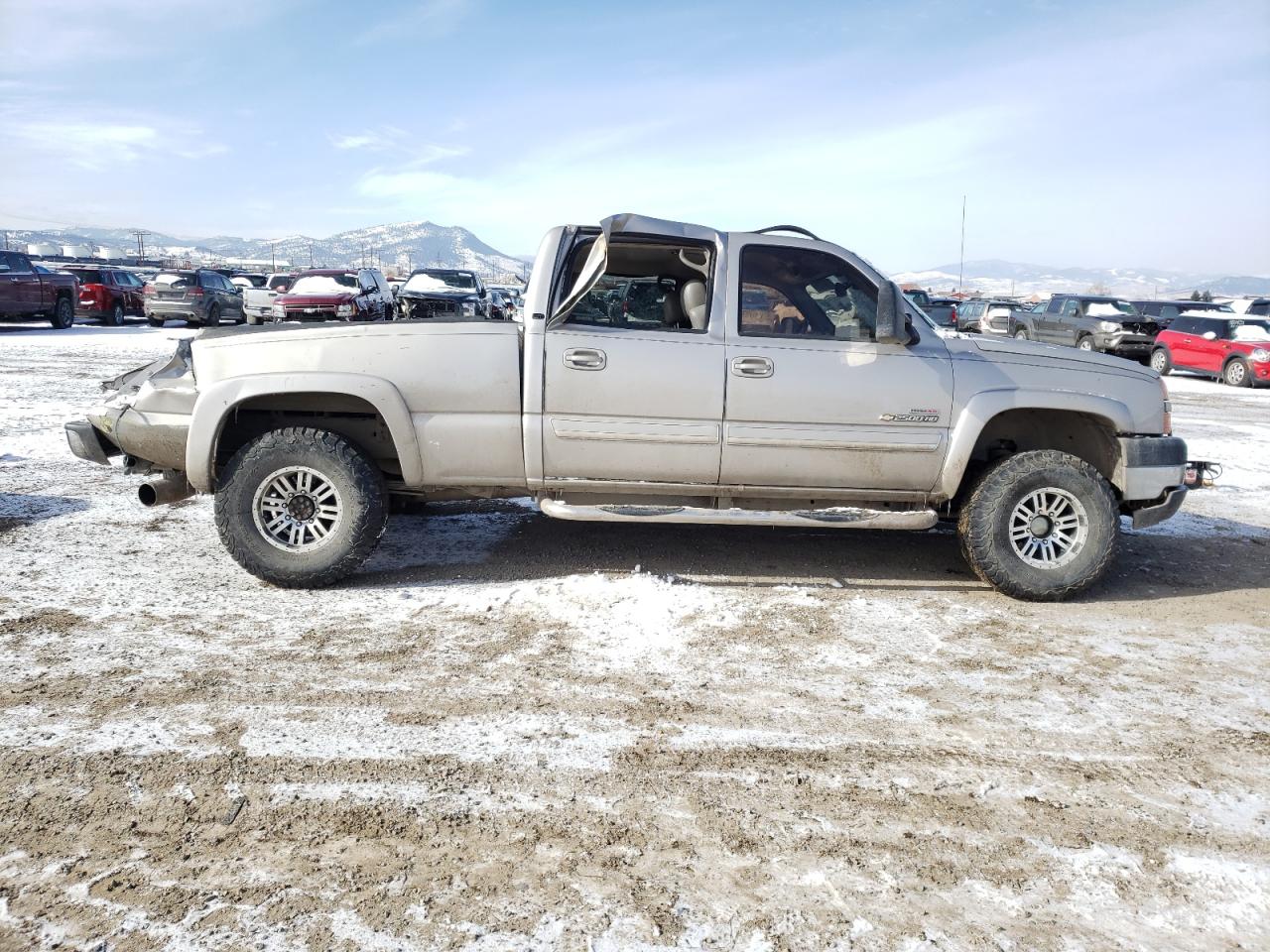 Photo 9 from auction – 2006 CHEVROLET SILVERADO with VIN 1GCHK23276F128604