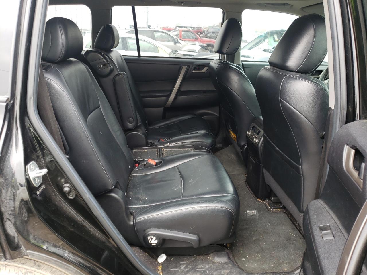 Photo 6 from auction – 2010 TOYOTA HIGHLANDER with VIN 5TDJK3EH8AS021806