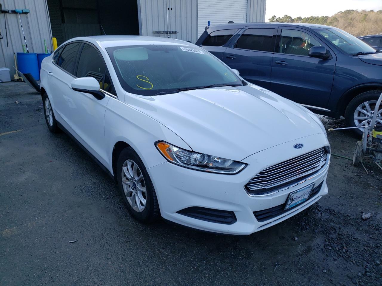 Photo 1 from auction – 2015 FORD FUSION S with VIN 3FA6P0G78FR215536