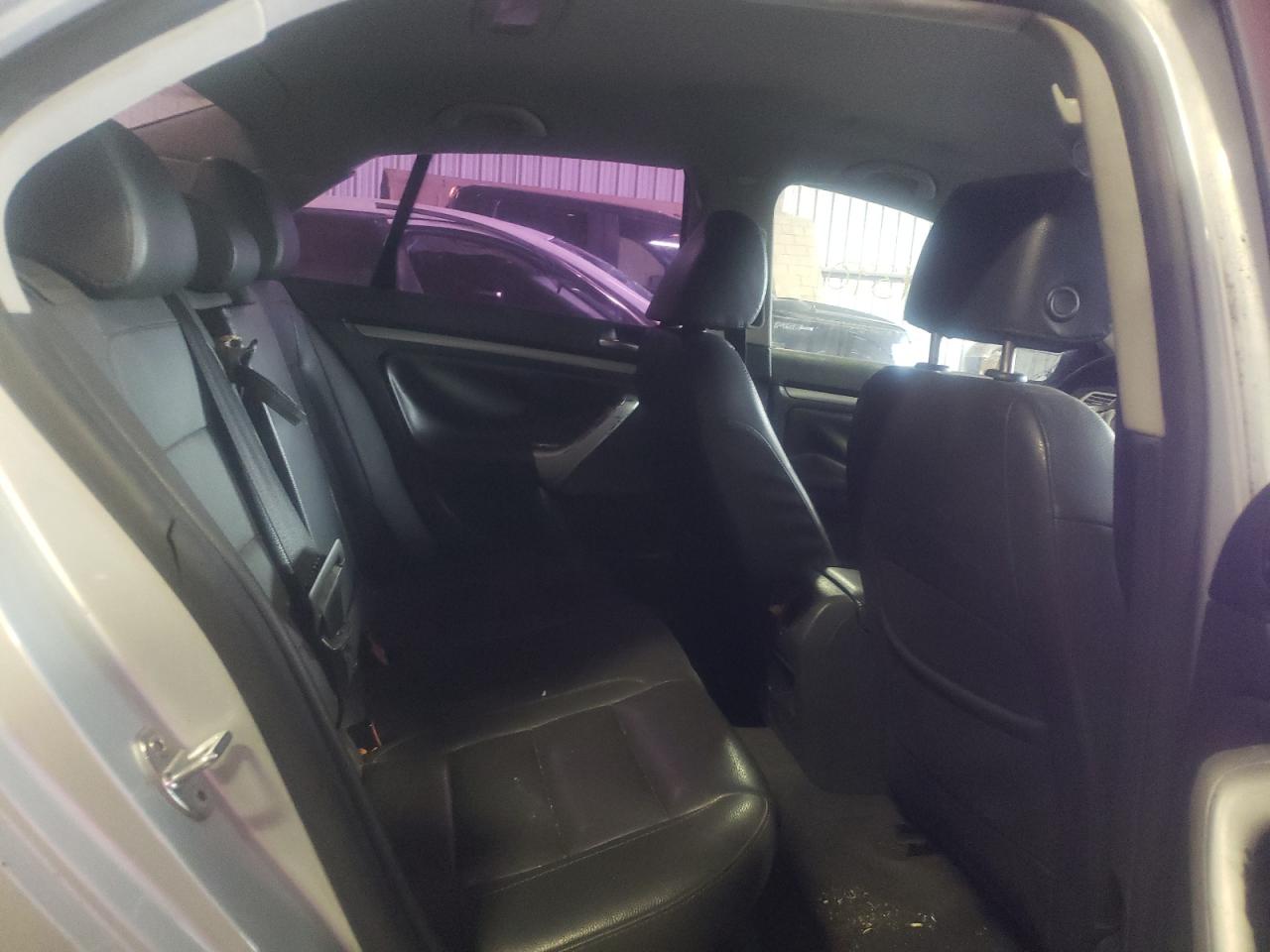 Photo 6 from auction – 2006 VOLKSWAGEN JETTA 2.5 with VIN 3VWRF71K36M701679