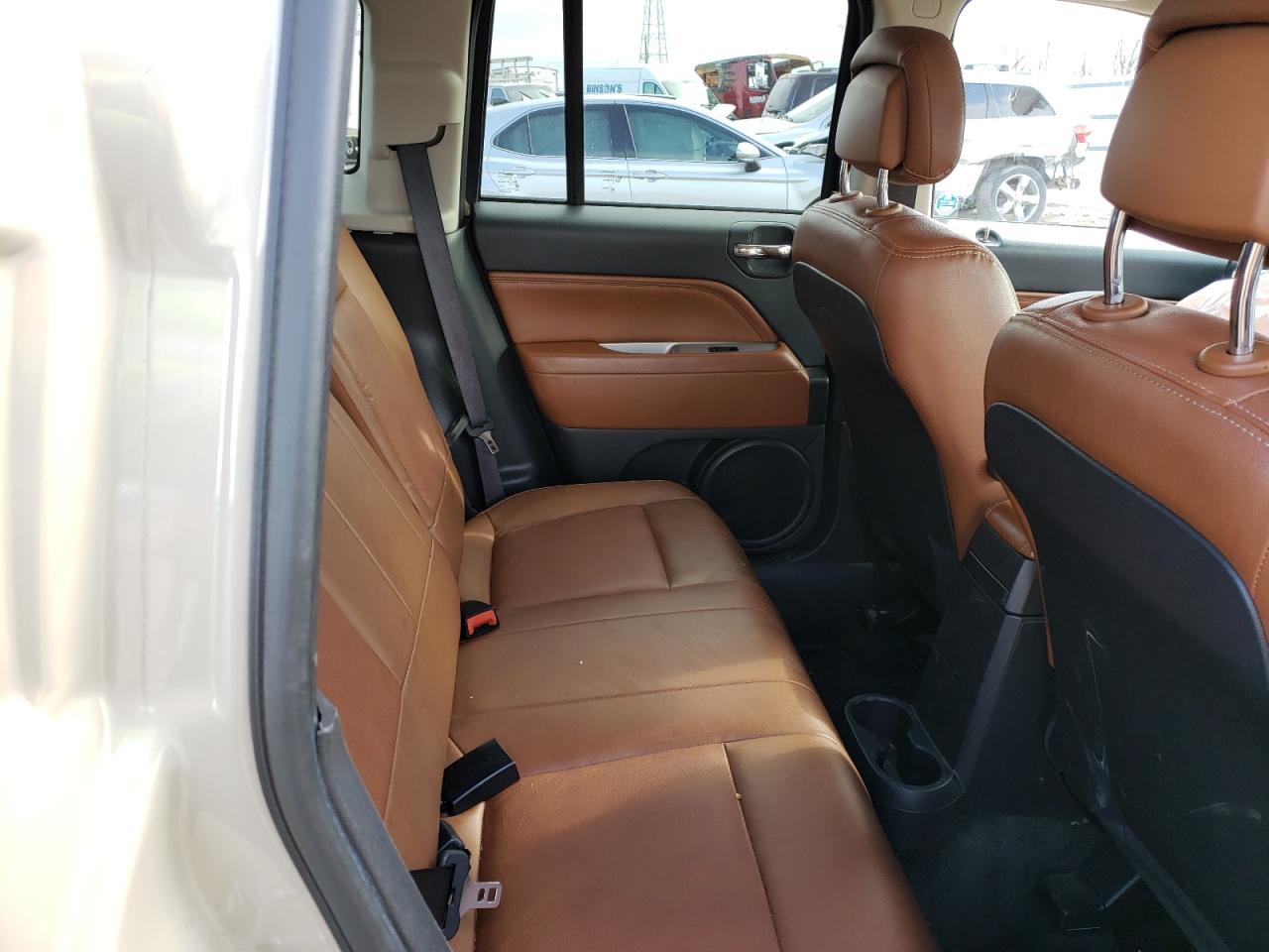 Photo 6 from auction – 2017 JEEP COMPASS LA with VIN 1C4NJCEA5HD155976