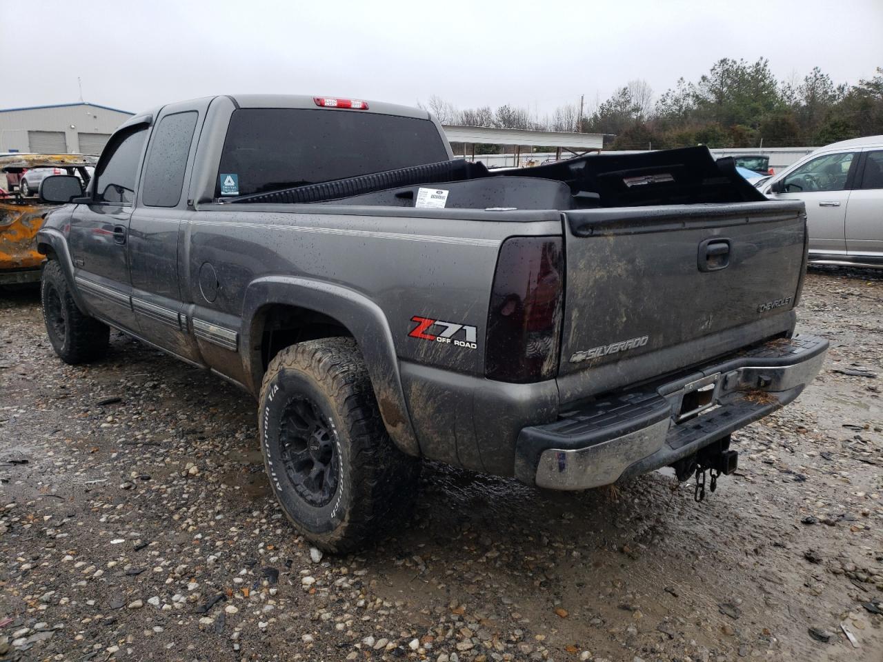 Фото 3 с аукциона – 2002 CHEVROLET SILVERADO с VIN 2GCEK19T821300069