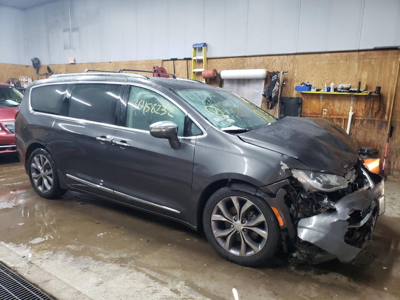 CHRYSLER PACIFICA L 2019 with VIN 2C4RC1GG7KR597762 - Photo from auction