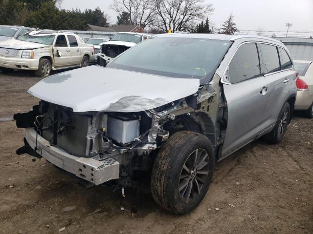 Photo 2 from auction – 2018 TOYOTA HIGHLANDER with VIN 5TDJZRFH8JS851862