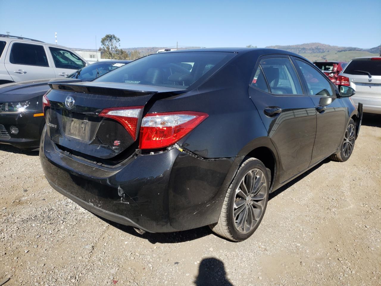 Photo 4 from auction – 2015 TOYOTA COROLLA L with VIN 5YFBURHE5FP332595