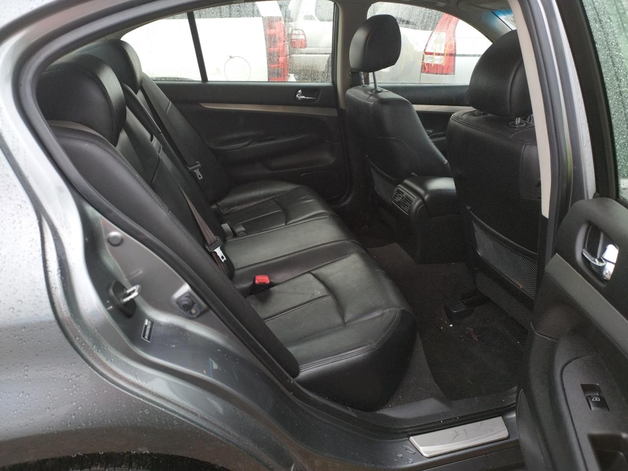 Photo 6 from auction – 2015 INFINITI Q40 with VIN JN1CV6AR3FM520700