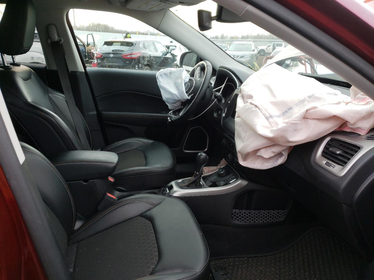 Photo 5 from auction – 2020 JEEP COMPASS LA with VIN 3C4NJDBB2LT234530