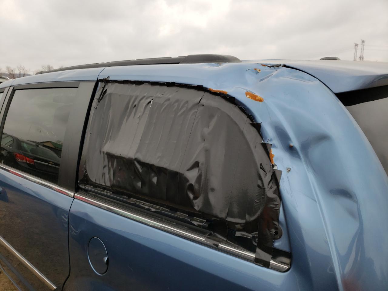 Photo 9 from auction – 2012 CHRYSLER TOWN & COU with VIN 2C4RC1BG3CR207345