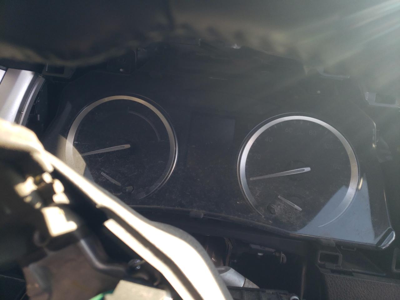 Photo 8 from auction – 2018 TOYOTA HIGHLANDER with VIN 5TDDGRFH9JS043572