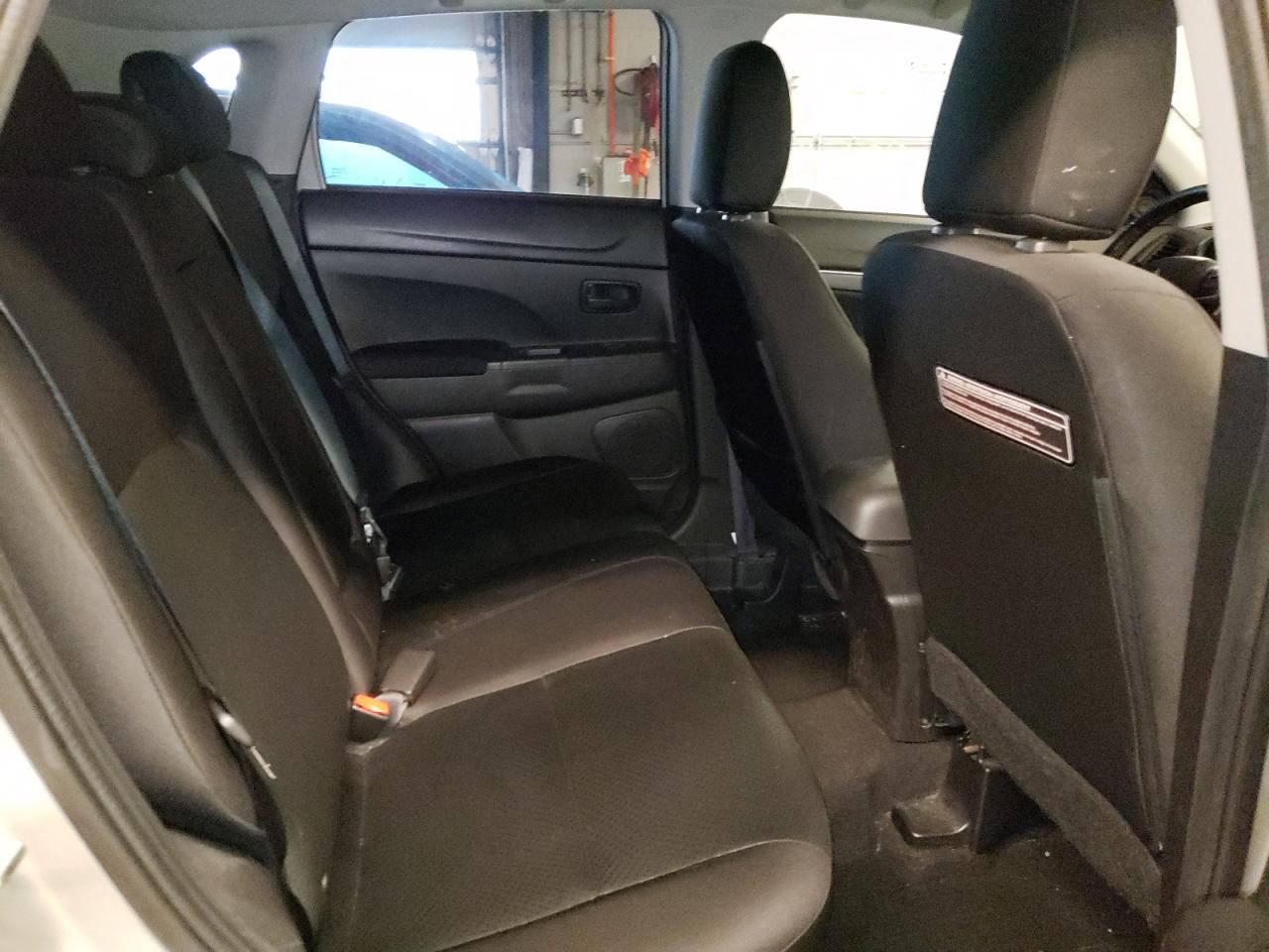 Photo 6 from auction – 2015 MITSUBISHI OUTLANDER with VIN 4A4AP3AU1FE018403