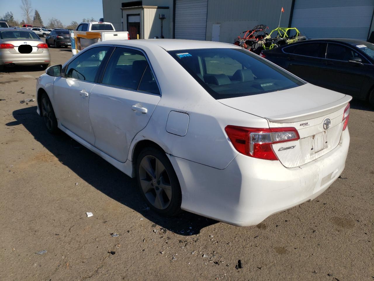 صورة رقم 3 من المزاد - 2014 TOYOTA CAMRY مع VIN 4T1BF1FK4EU829784