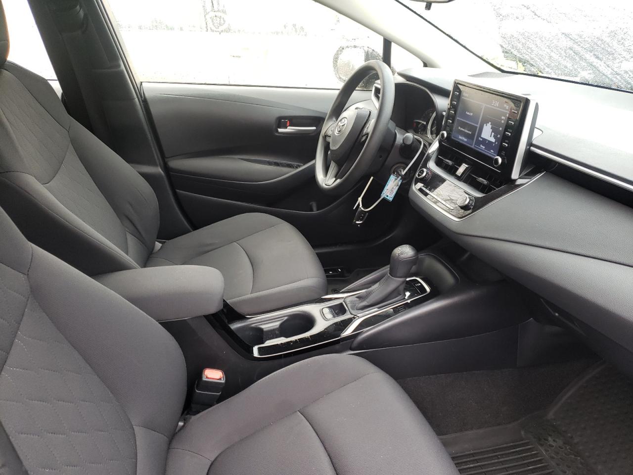 Photo 5 from auction – 2020 TOYOTA COROLLA LE with VIN JTDEPRAE7LJ050618