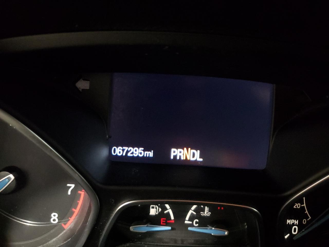 Photo 8 from auction – 2016 FORD FOCUS SE with VIN 1FADP3F22GL245159