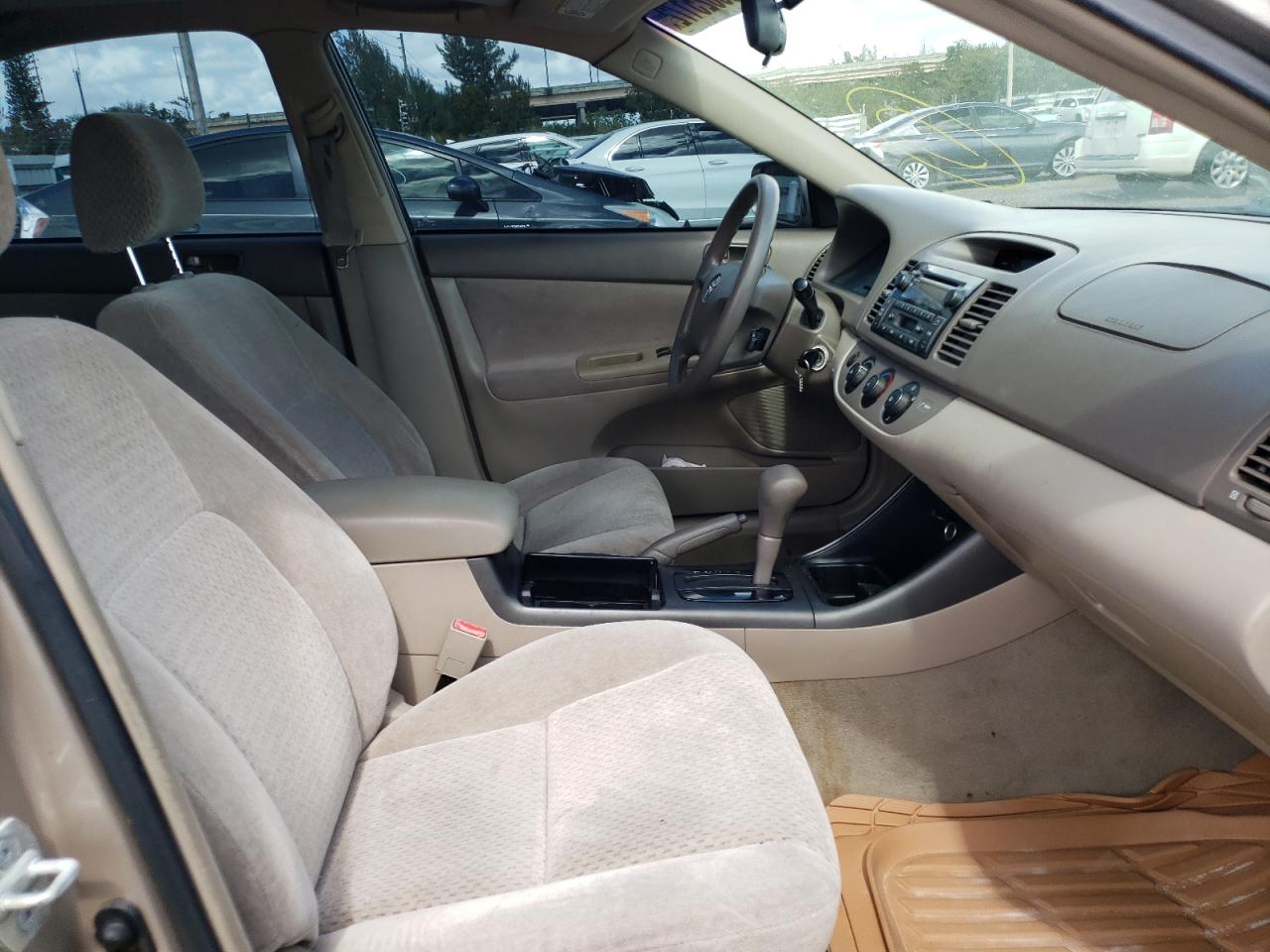 Photo 5 from auction – 2003 TOYOTA CAMRY LE with VIN 4T1BF30K73U548239