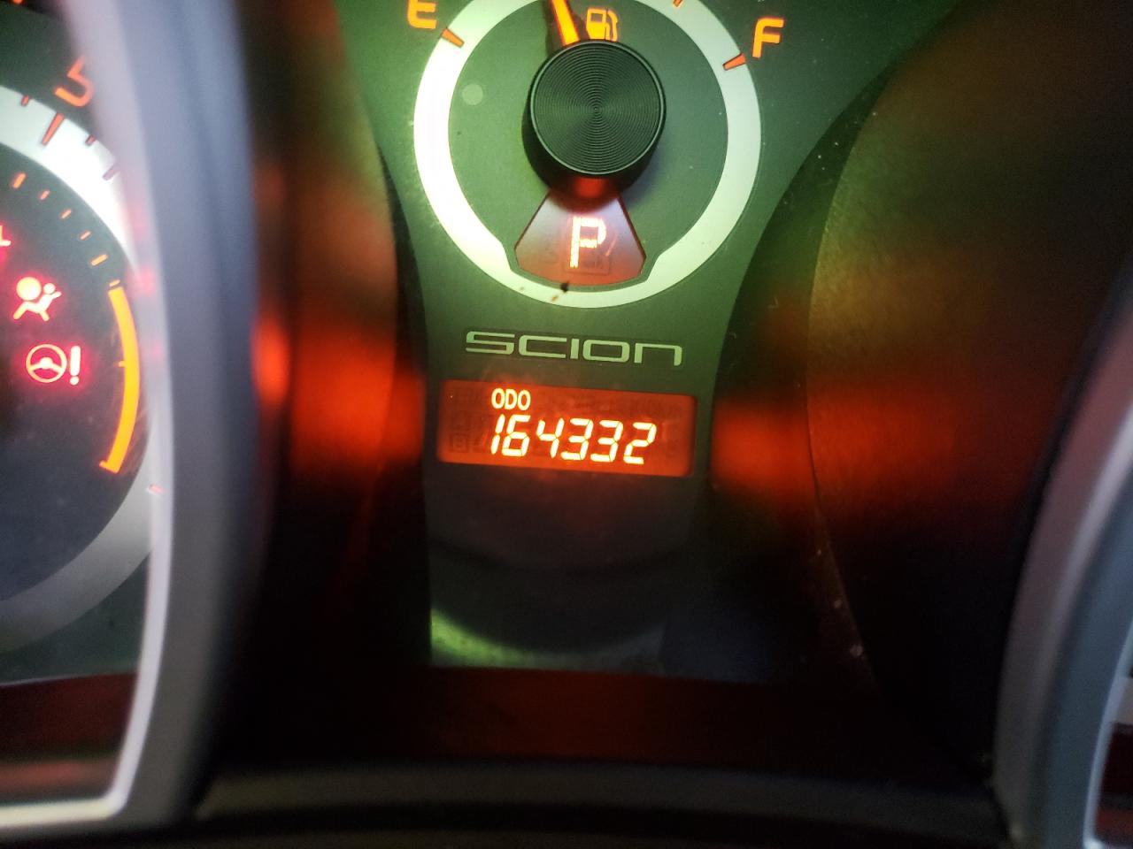 Photo 8 from auction – 2015 TOYOTA SCION TC with VIN JTKJF5C71FJ001257