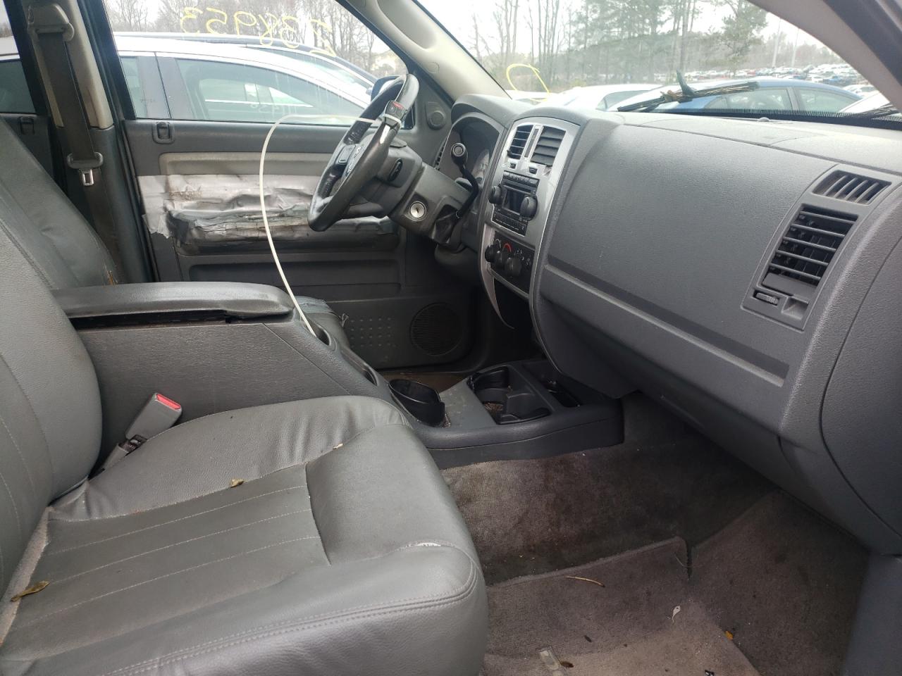Photo 5 from auction – 2005 DODGE DAKOTA QUA with VIN 1D7HE58K55S230514