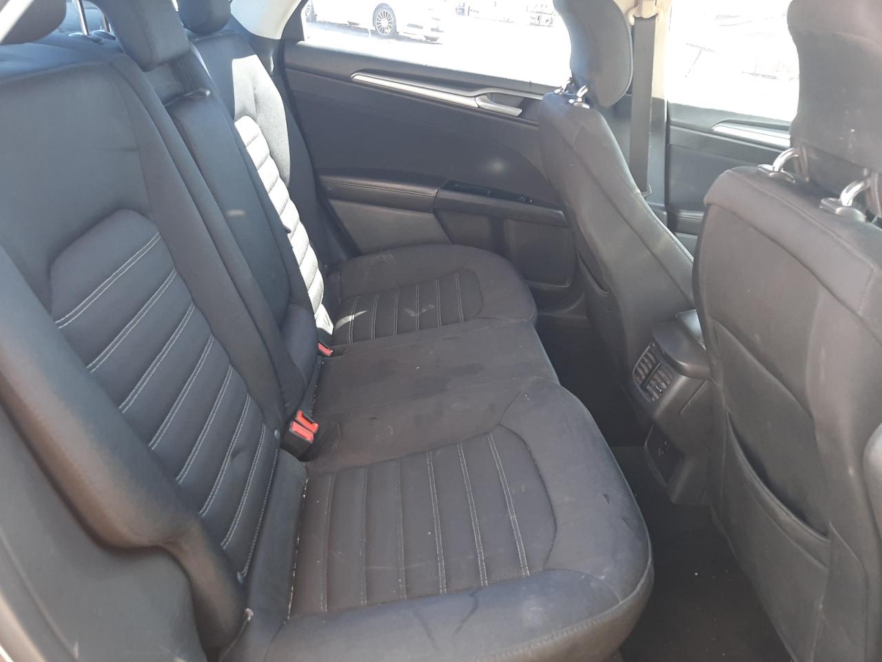 Photo 6 from auction – 2013 FORD FUSION SE with VIN 3FA6P0HR2DR171658