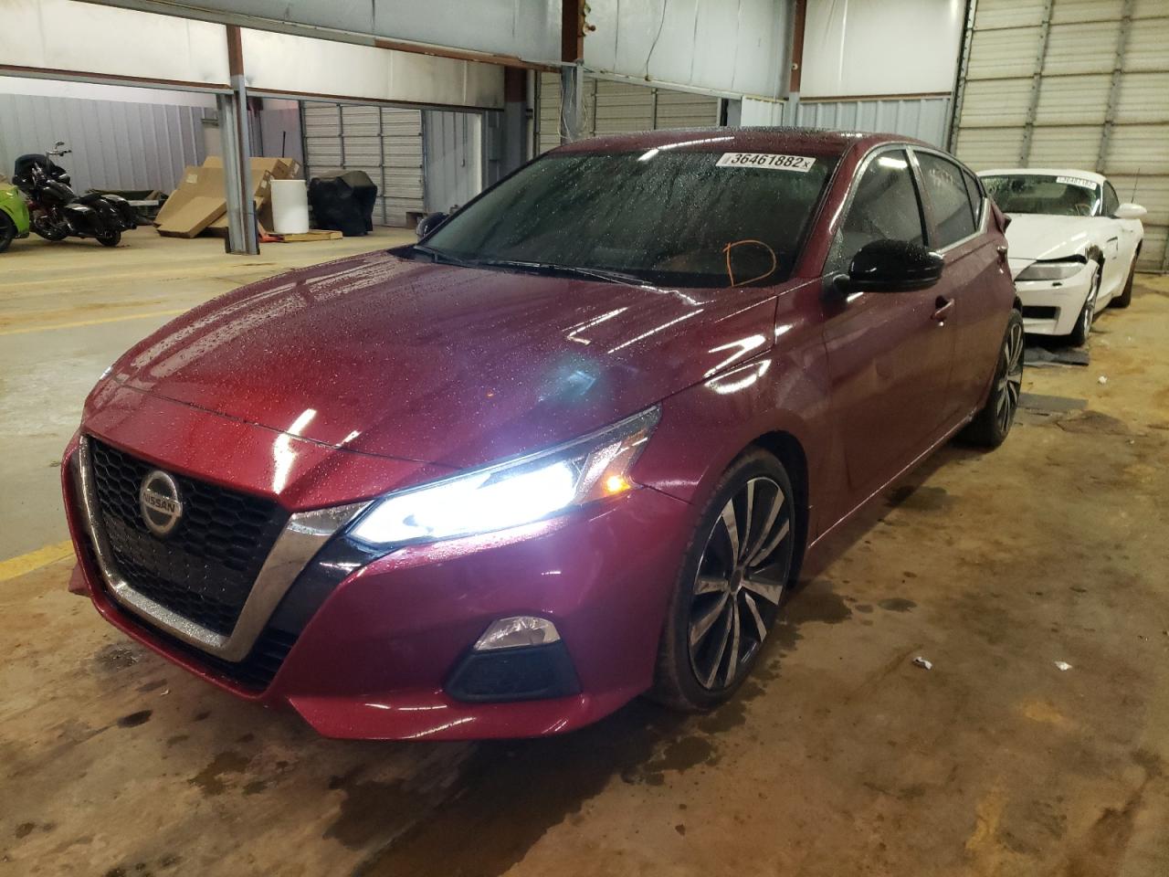 Photo 2 from auction – 2019 NISSAN ALTIMA SR with VIN 1N4BL4CV5KC179917