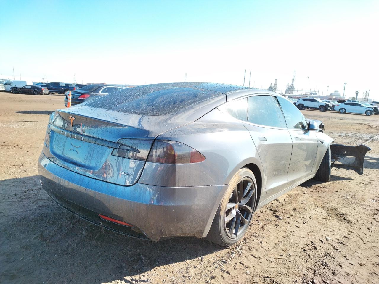 Photo 4 from auction – 2017 TESLA MODEL S with VIN 5YJSA1E27HF191872