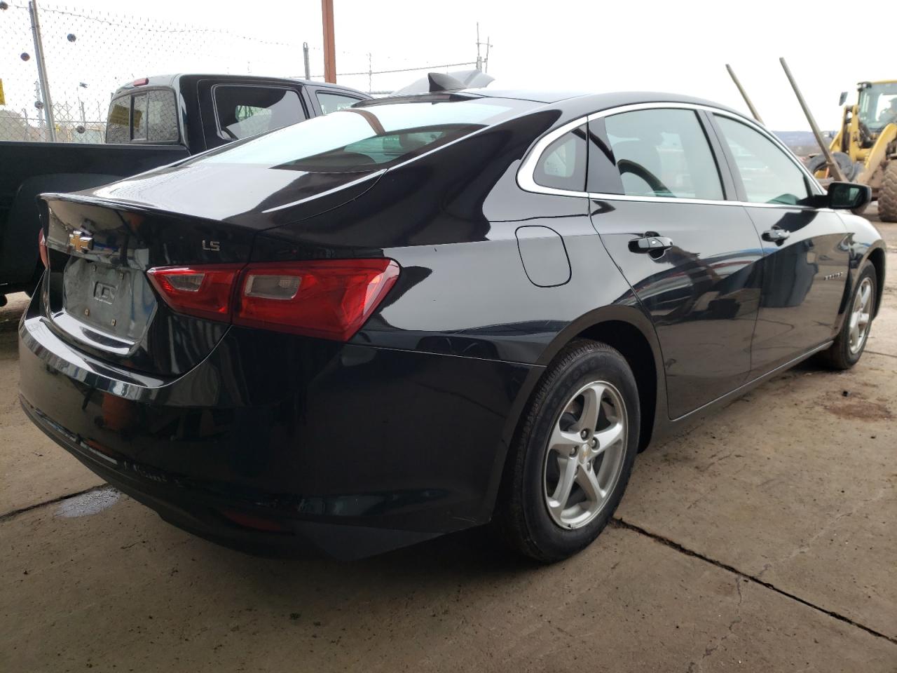 Photo 4 from auction – 2016 CHEVROLET MALIBU LS with VIN 1G1ZC5ST9GF176161