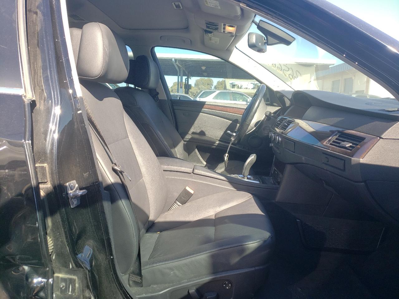 Photo 5 from auction – 2010 BMW 535 I with VIN WBANW1C51AC166588