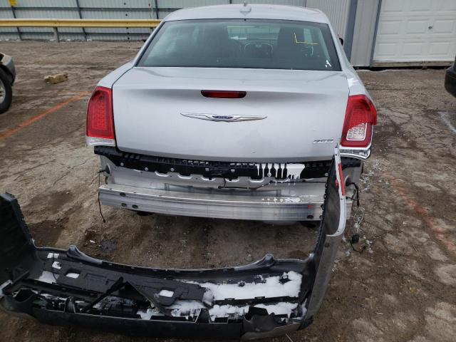 Photo 9 from auction – 2019 CHRYSLER 300 TOURIN with VIN 2C3CCAAG0KH728846