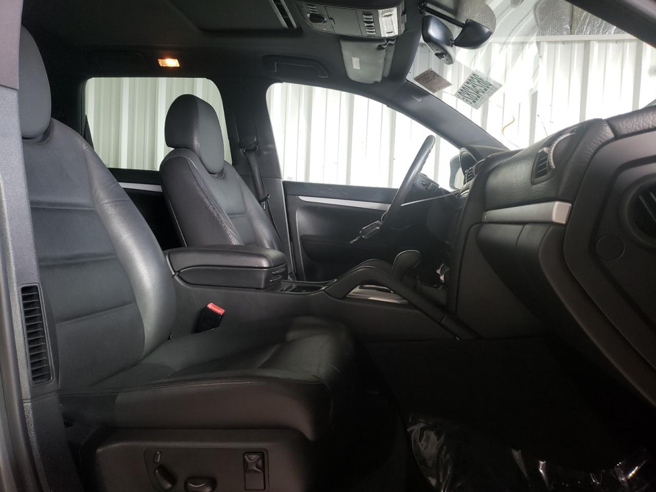 Photo 5 from auction – 2008 PORSCHE CAYENNE S with VIN WP1AB29P48LA46272