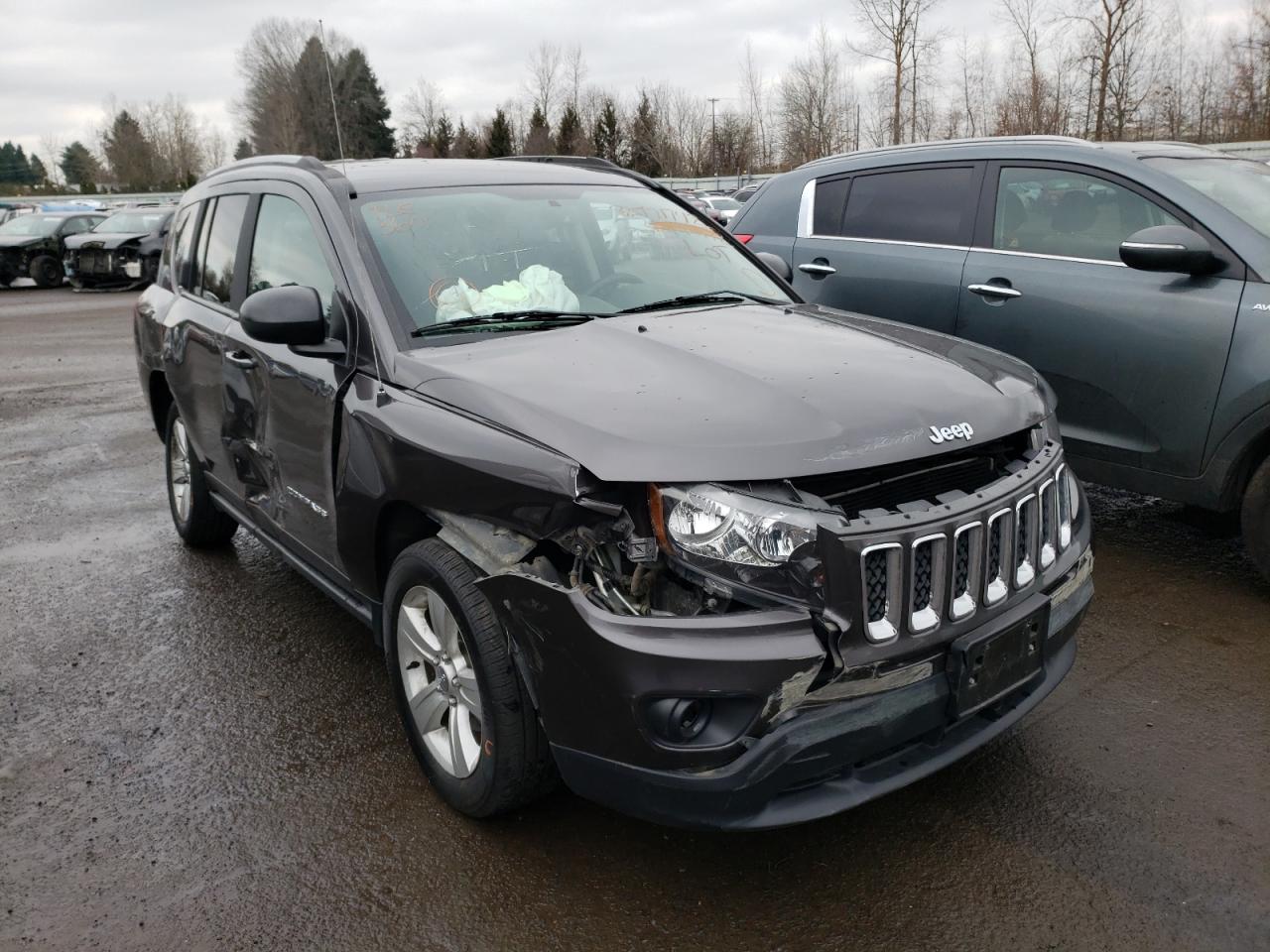JEEP COMPASS SP 2016 with VIN 1C4NJCBA5GD648656 - Photo from auction