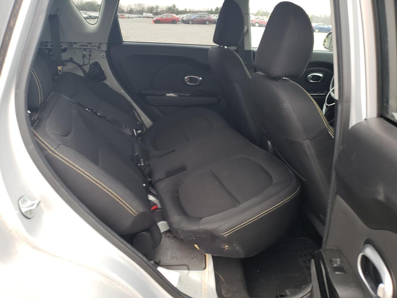 Photo 6 from auction – 2015 KIA SOUL + with VIN KNDJP3A50F7811146
