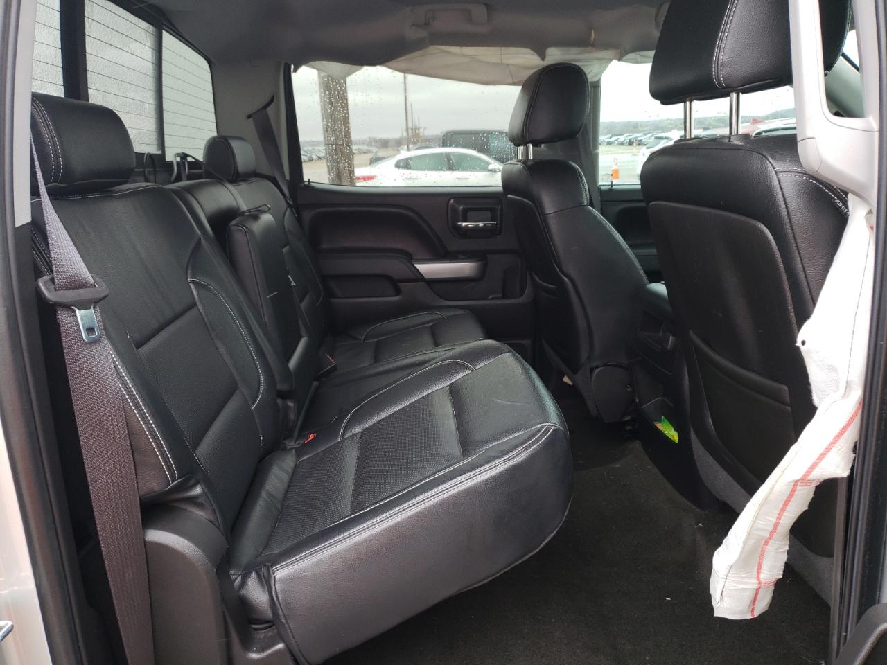 Photo 6 from auction – 2015 CHEVROLET SILVERADO with VIN 3GCUKREC7FG120739