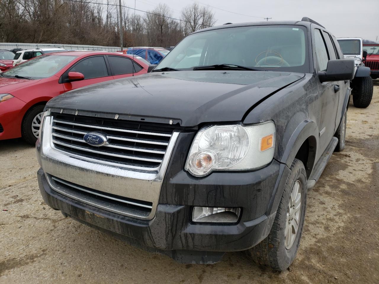 Photo 2 from auction – 2007 FORD EXPLORER X with VIN 1FMEU73E67UB39719