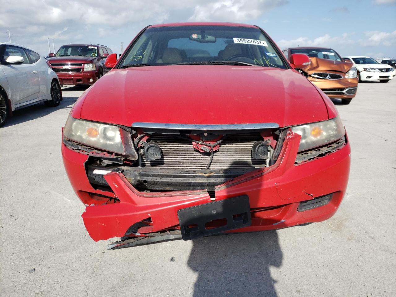 Photo 9 from auction – 2005 ACURA TSX with VIN JH4CL96875C032650