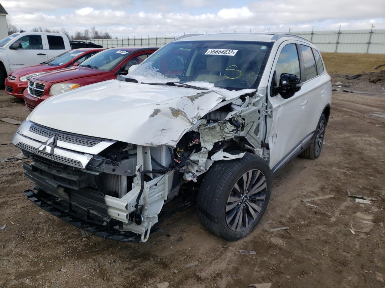 Photo 2 from auction – 2019 MITSUBISHI OUTLANDER with VIN JA4AD3A35KZ016609